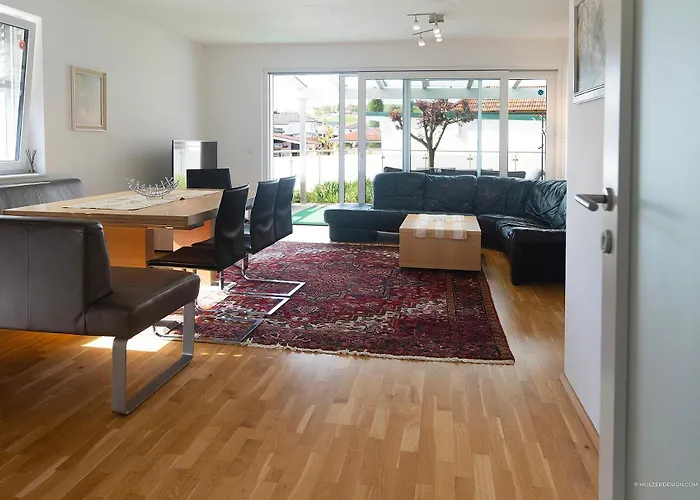 Apartment Mit Garten