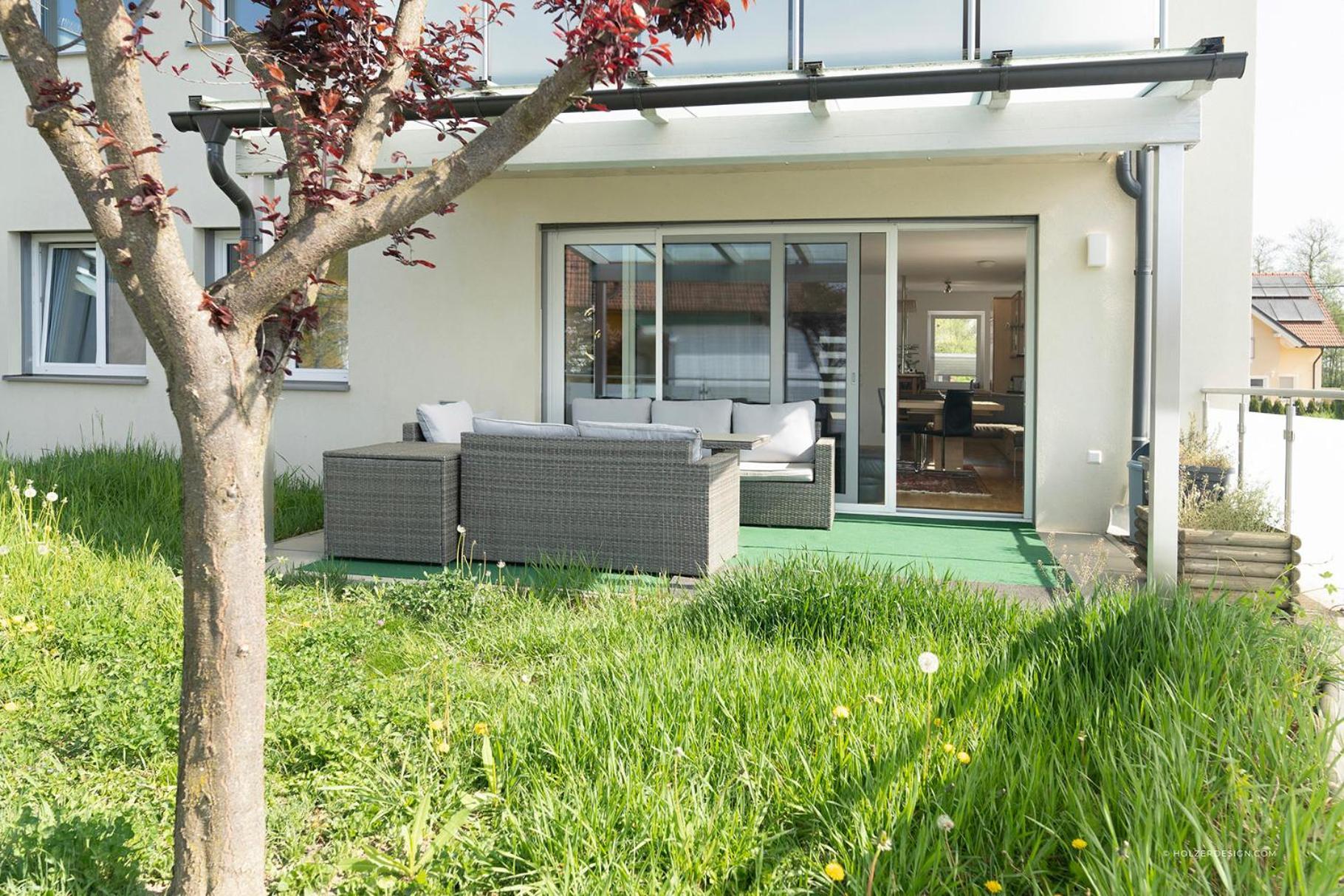 Mit Garten *